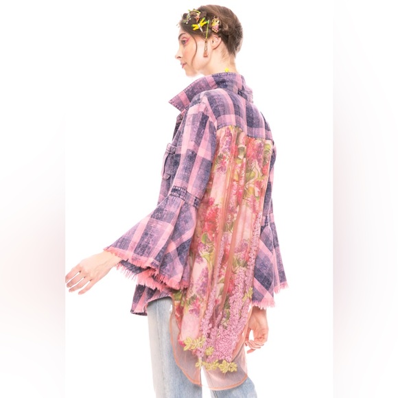 Aratta Tops - Aratta Plaid Top with Embroidered Back